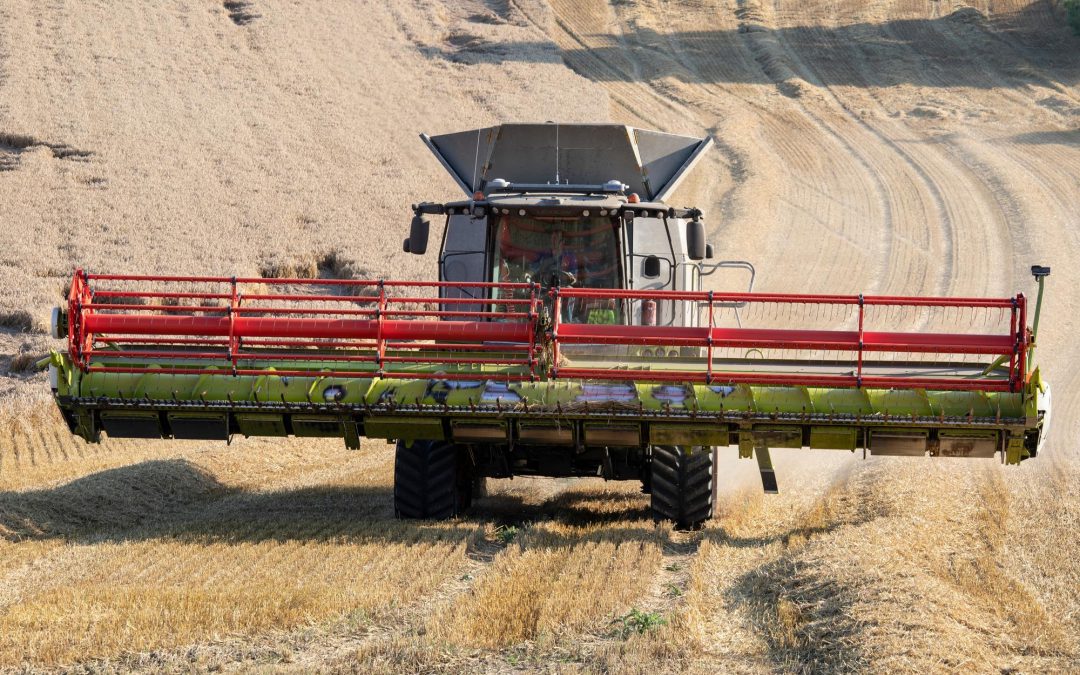 Koniec żniw – jak przygotować kombajn do zimowego postoju? | GĄSKA