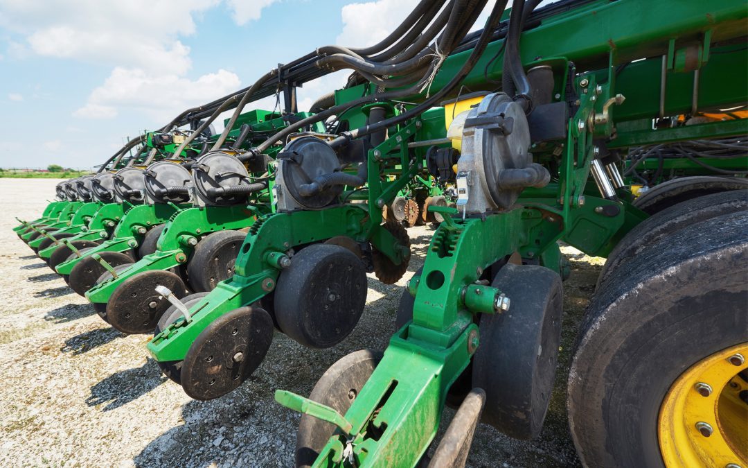 Maszyny rolnicze po kilku sezonach – które elementy warto modernizować w pierwszej kolejności? | GĄSKA